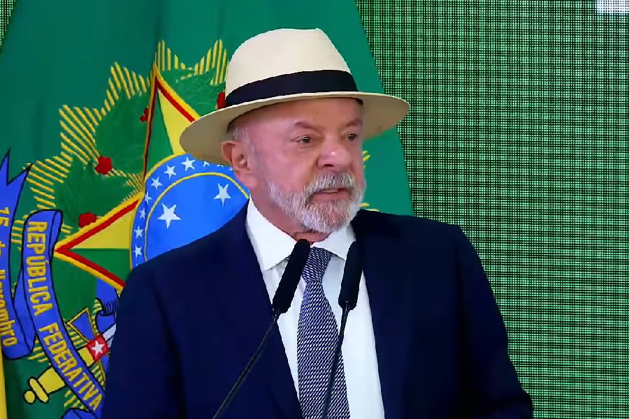 Embaixador brasileiro discute crise diplomática com Lula e Mauro Vieira