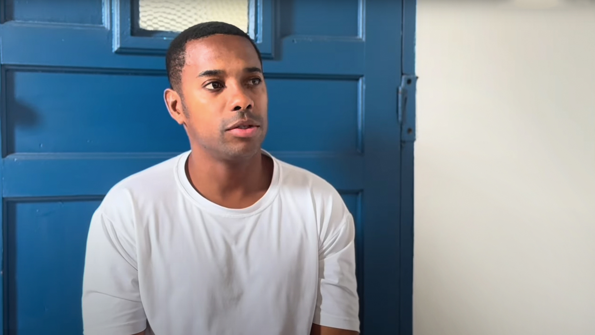 Redução de pena de Robinho é de 10 meses após ações judiciais