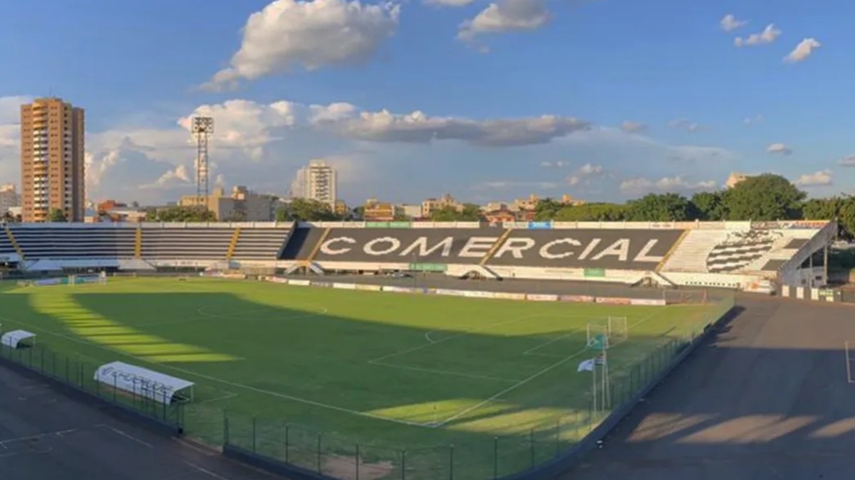 Comercial Futebol Clube avança nas negociações para SAF com investimento previsto de R$ 300 milhões