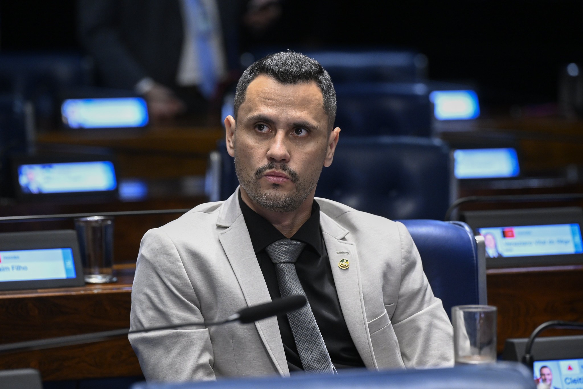 Questa pesquisa avalia cenário eleitoral em Minas Gerais para 2026