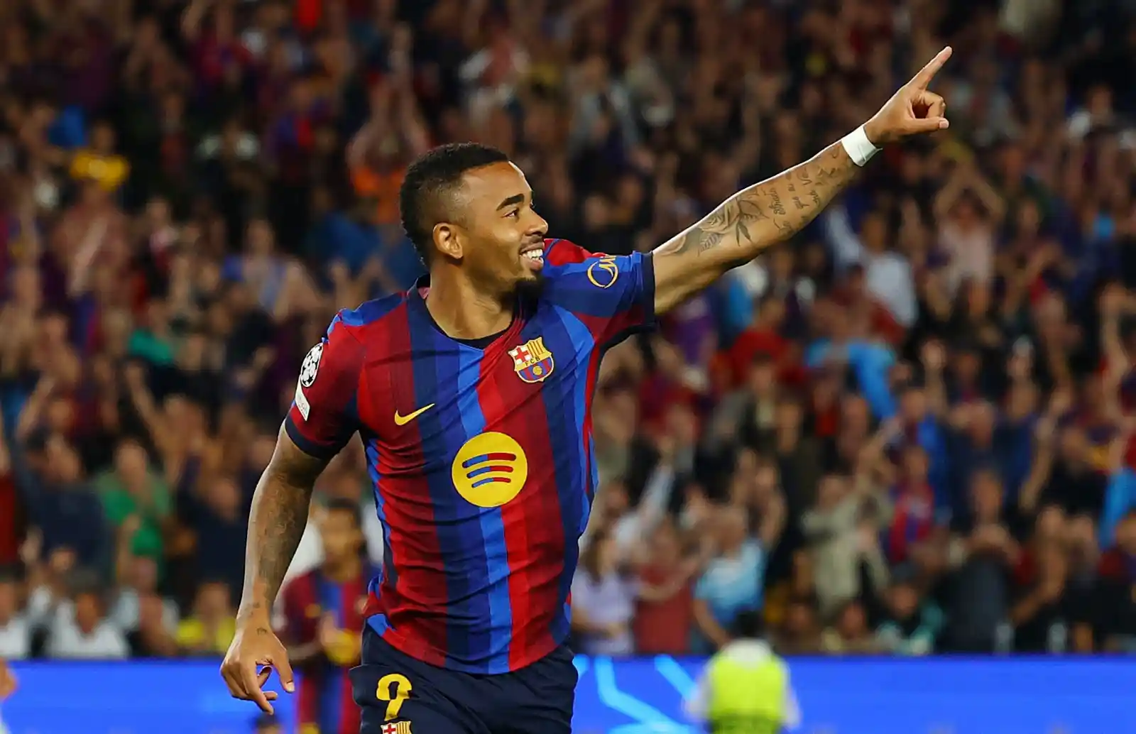 Gabriel Jesus tem início impressionante no Barcelona