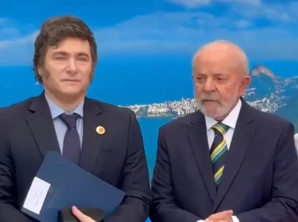 Lula orienta equipe a não responder a ataques de Milei