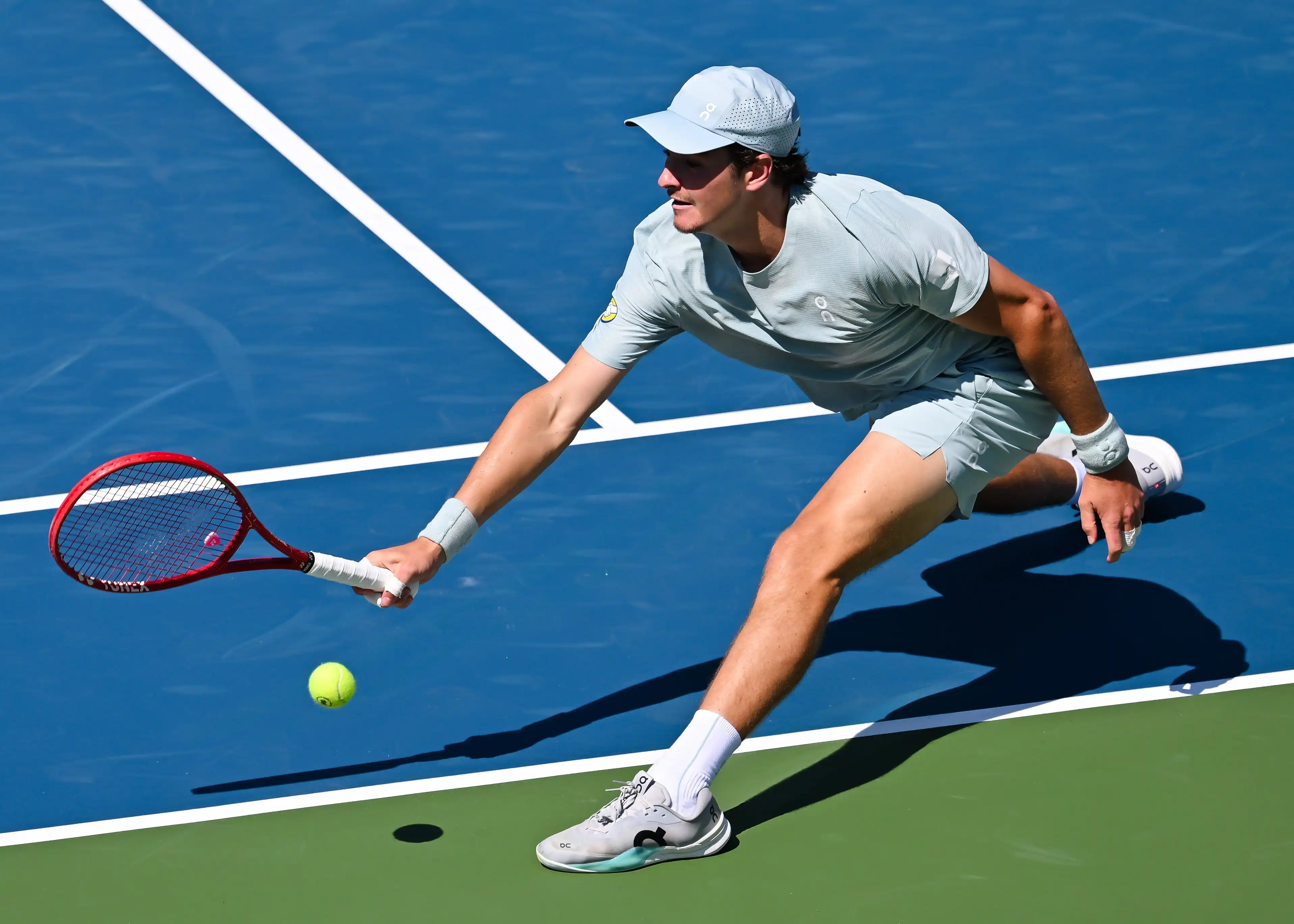 Imagem de João Fonseca avança no Masters de Montreal ao derrotar Stefanos Tsitsipas