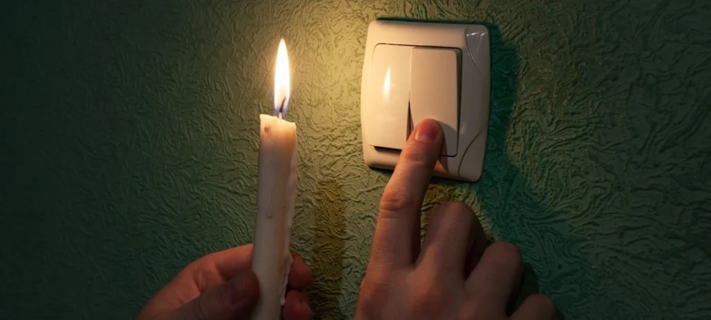 Coelba programou cortes de energia em 12 bairros de Salvador nesta segunda-feira