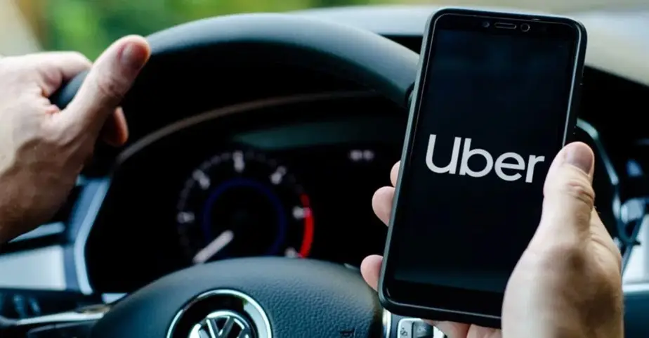 Uber poderá reduzir tarifas após reestruturação interna