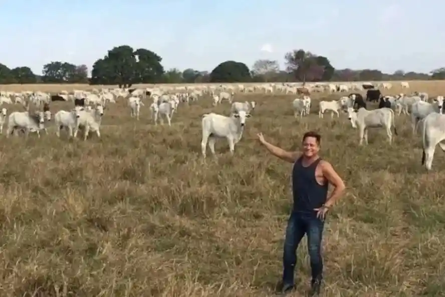 Fazenda Talismã de Leonardo é avaliada em R$ 60 milhões e possui lago e pista de pouso
