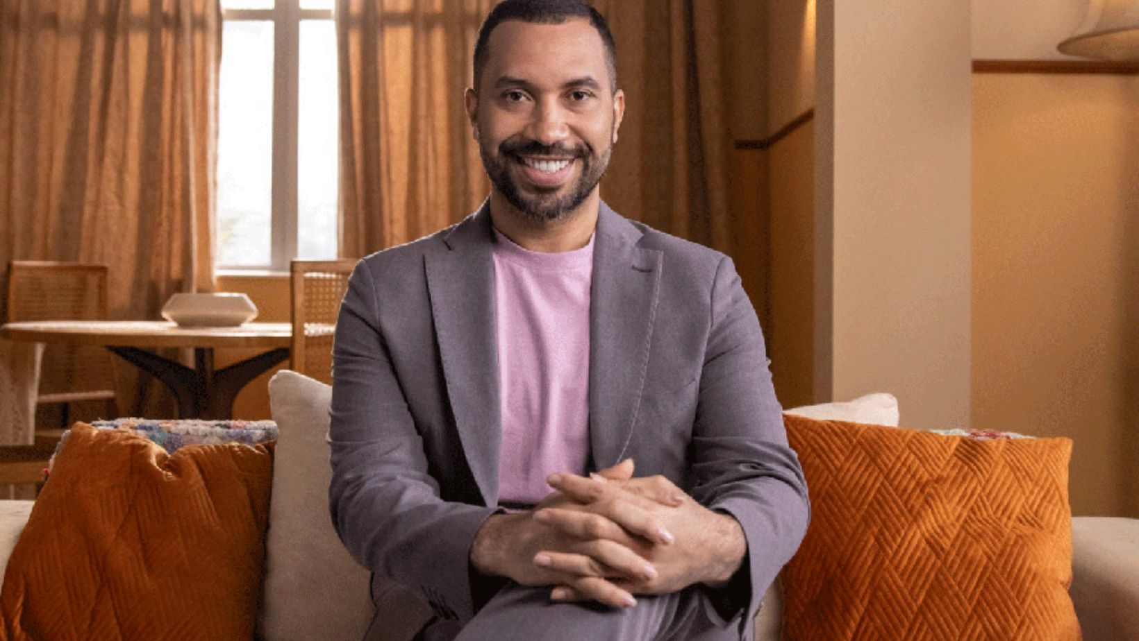 Gil do Vigor compartilha experiência sexual aos 27 anos e reflete sobre conflitos internos