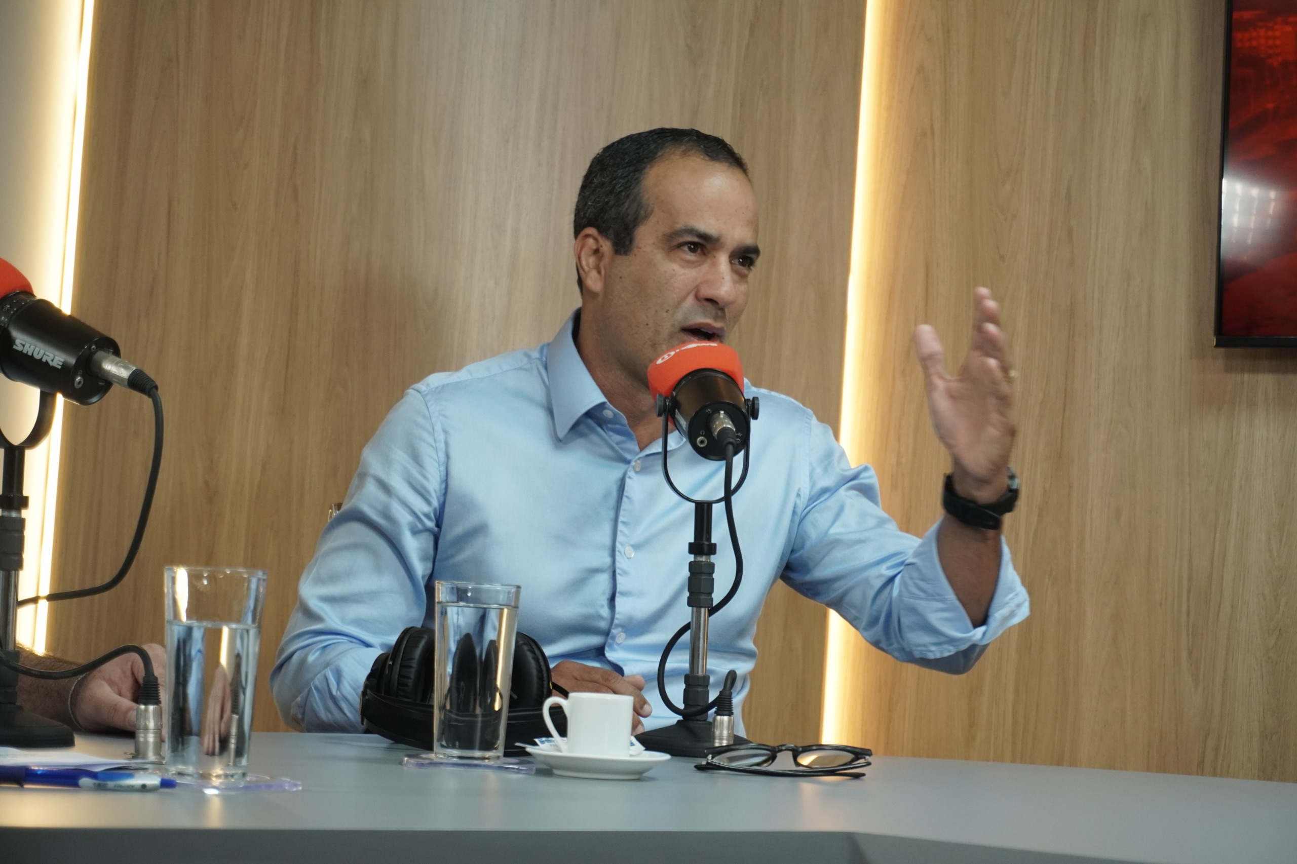 Bruno Reis atribui atrasos de obras de Jerônimo a falta de pagamentos