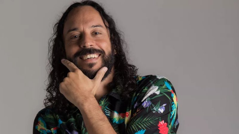 Empresário é condenado a indenizar Gabriel O Pensador em R$ 50 mil por uso indevido de sua música