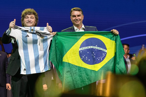 Reações de juízes e advogados ao ataque de Milei a Moraes