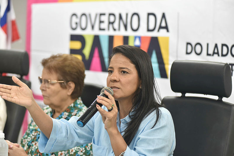 Rowenna celebra crescimento do Ideb na Bahia