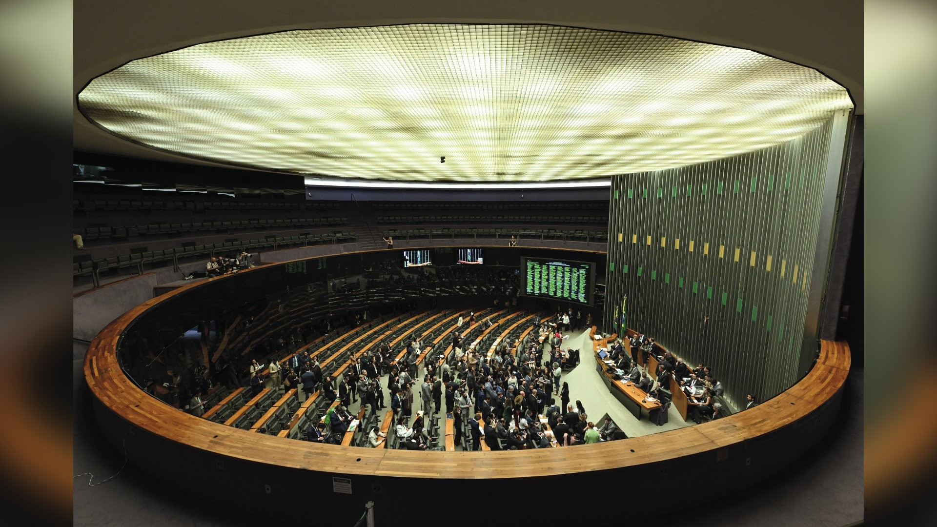 Câmara dos Deputados inicia discussão sobre a redução da maioridade penal