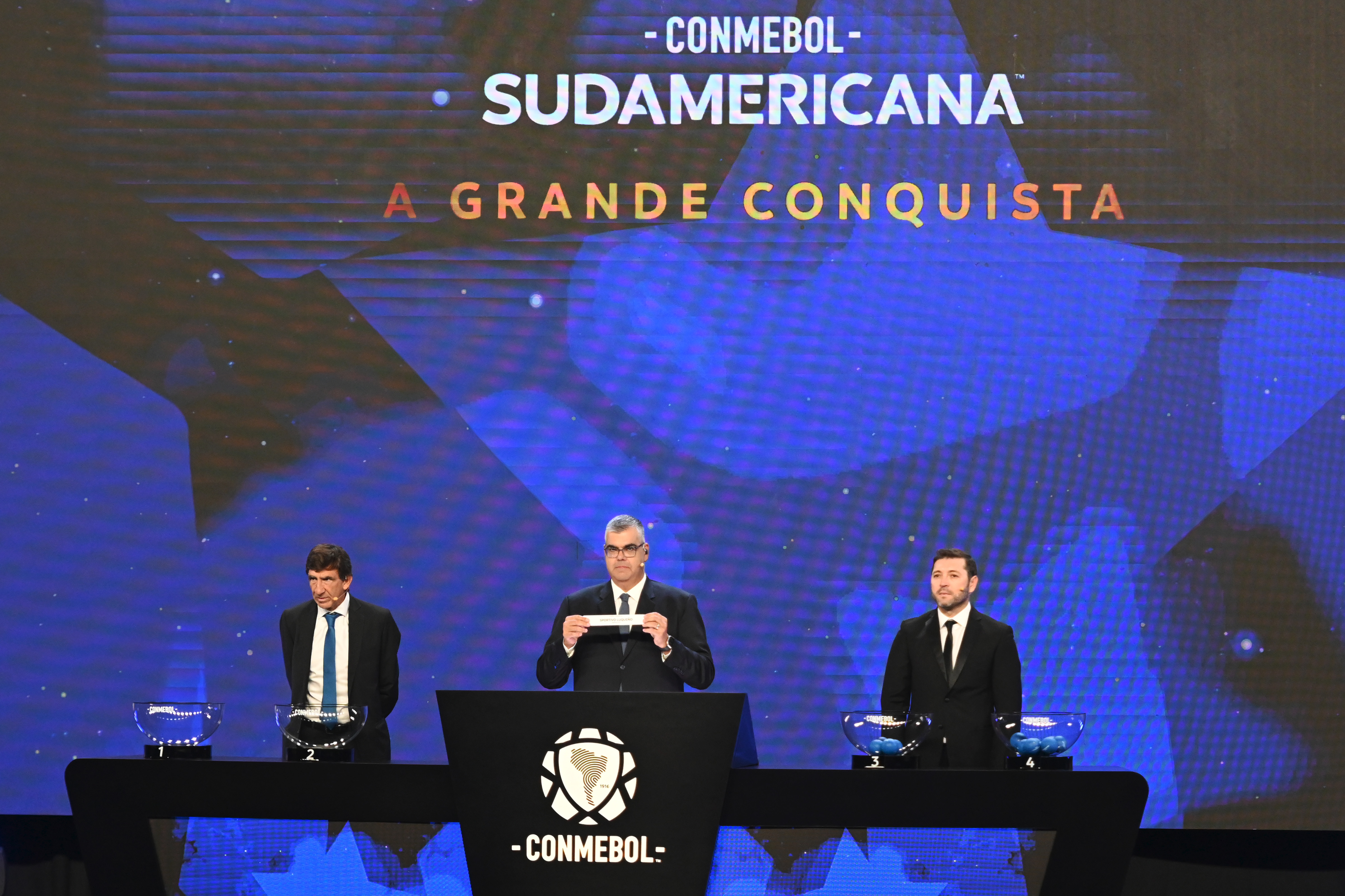 Clubes brasileiros retornam às competições internacionais