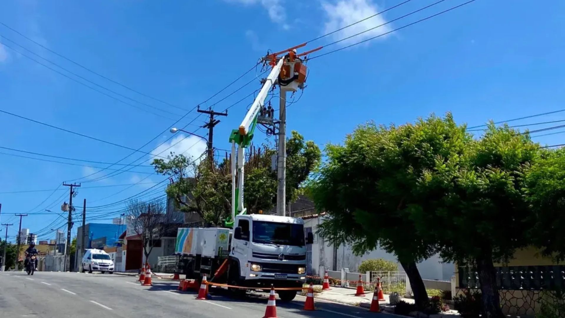 Bairros de Salvador enfrentam falta de energia durante eleições