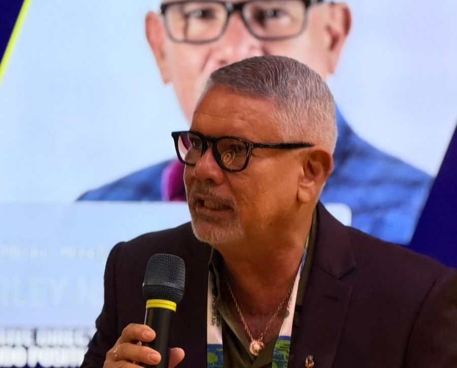 Ativista destaca preconceito persistente em relação ao HIV