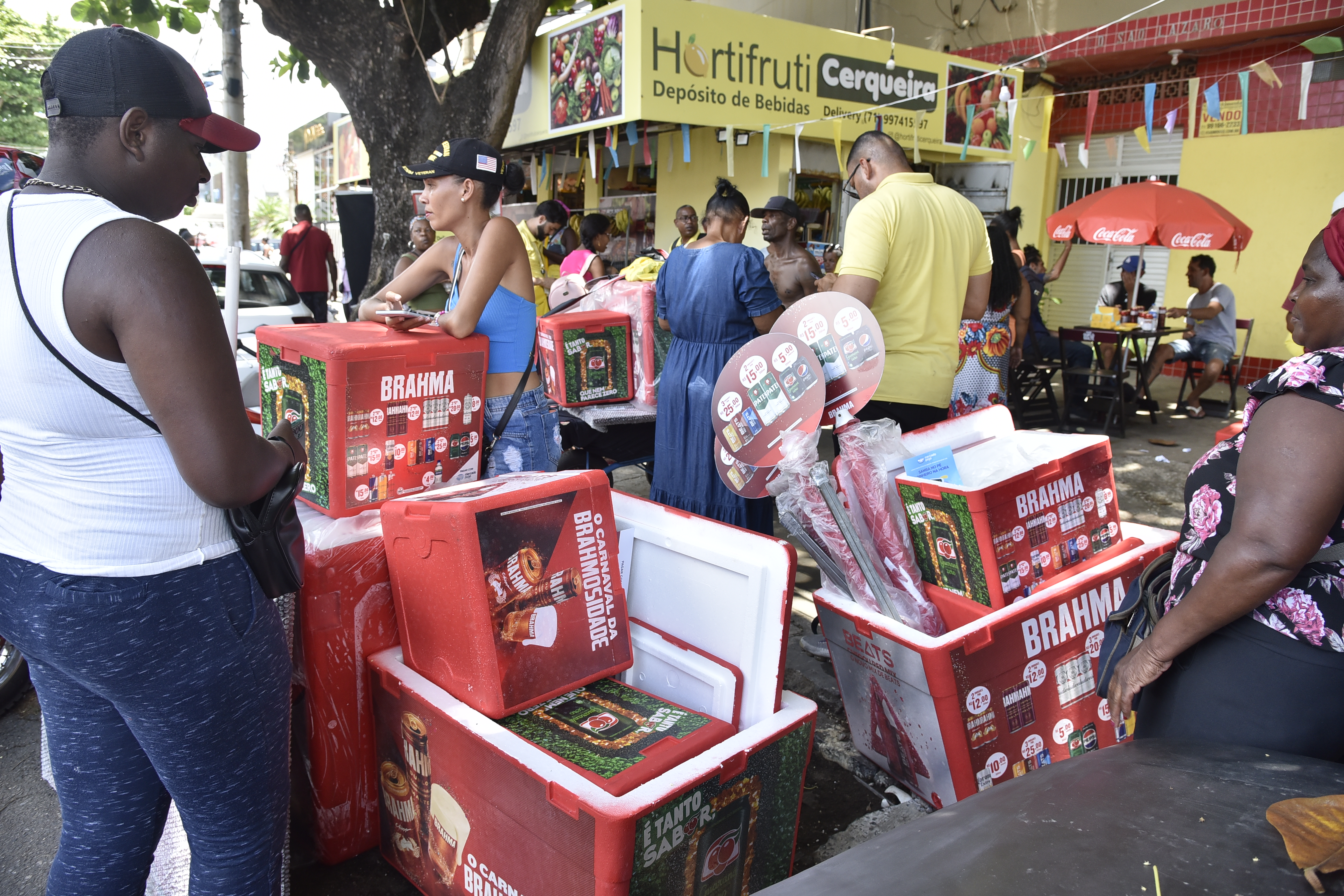 Cadastro de ambulantes para o Carnaval e festas de Salvador já está aberto
