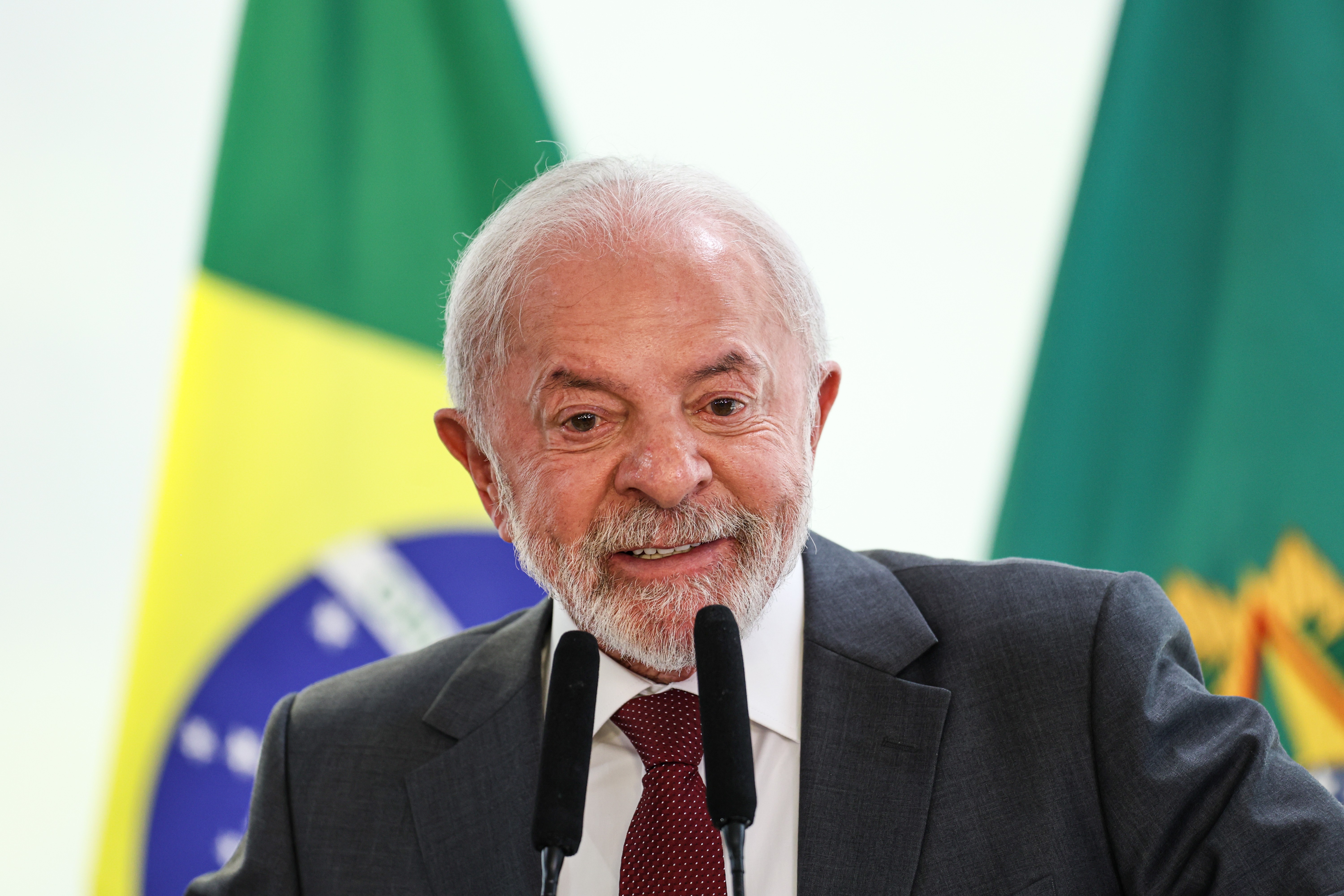 Lula gasta mais que todos os adversários em impulsionamento nas redes