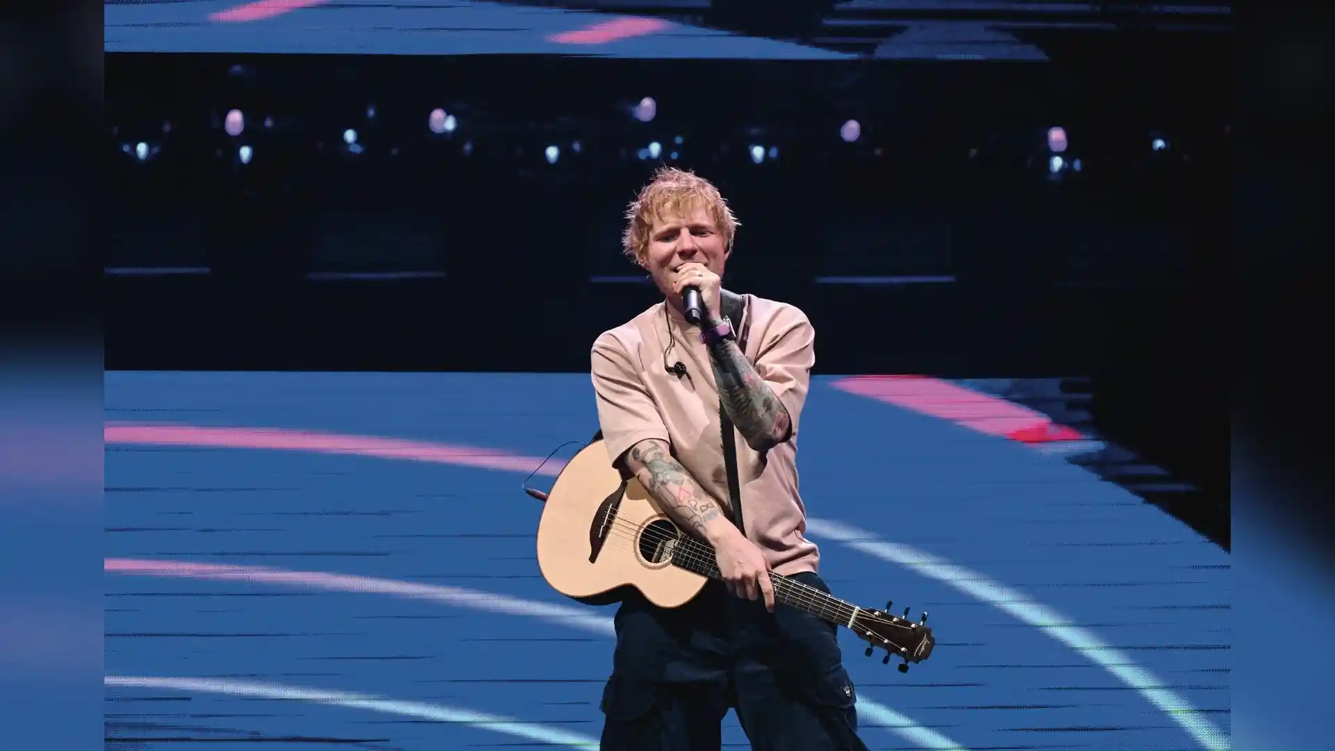 Ed Sheeran enfrenta crise após demissão de músico