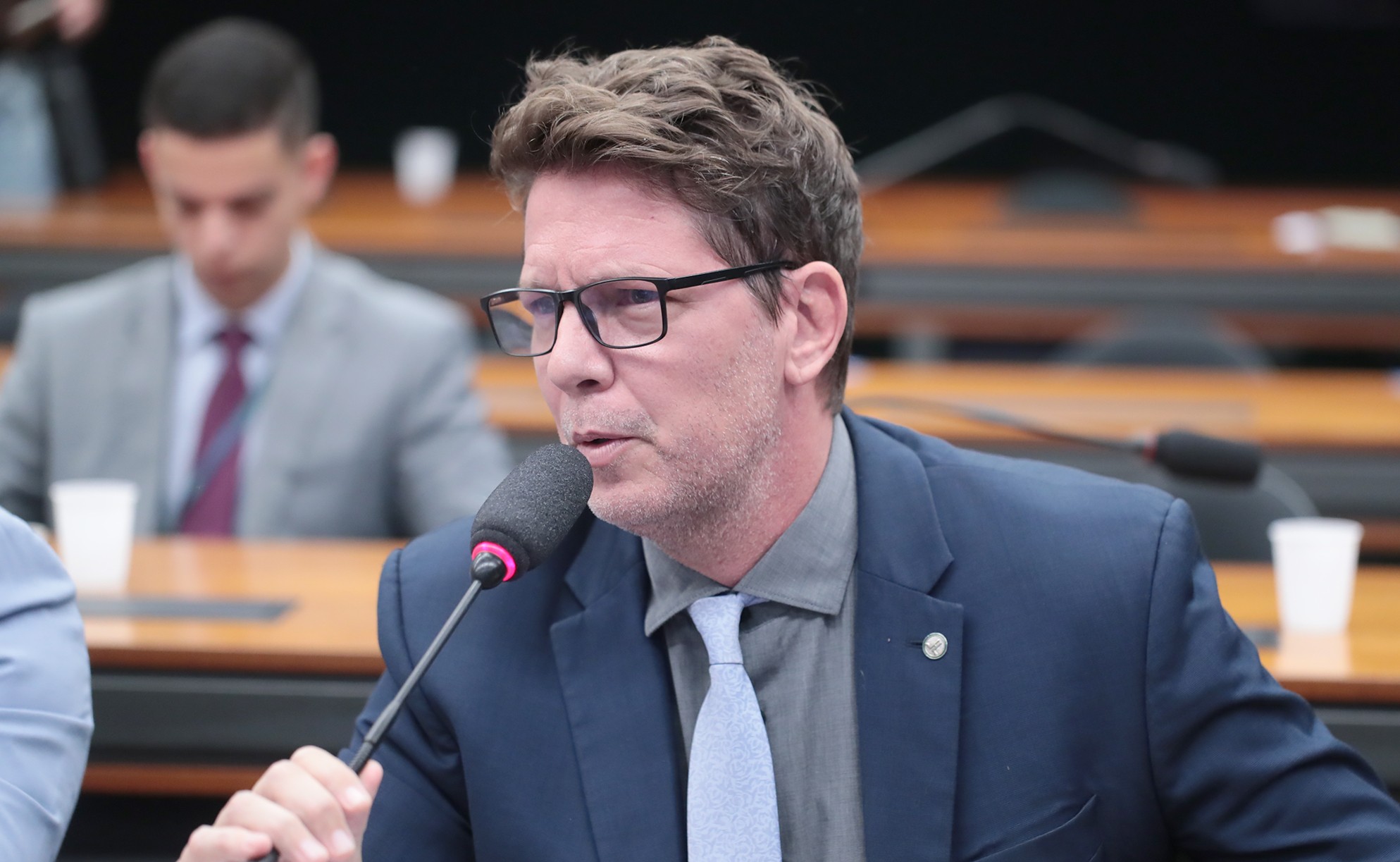 Mario Frias é citado em investigação por suposto esquema de desvio de recursos públicos