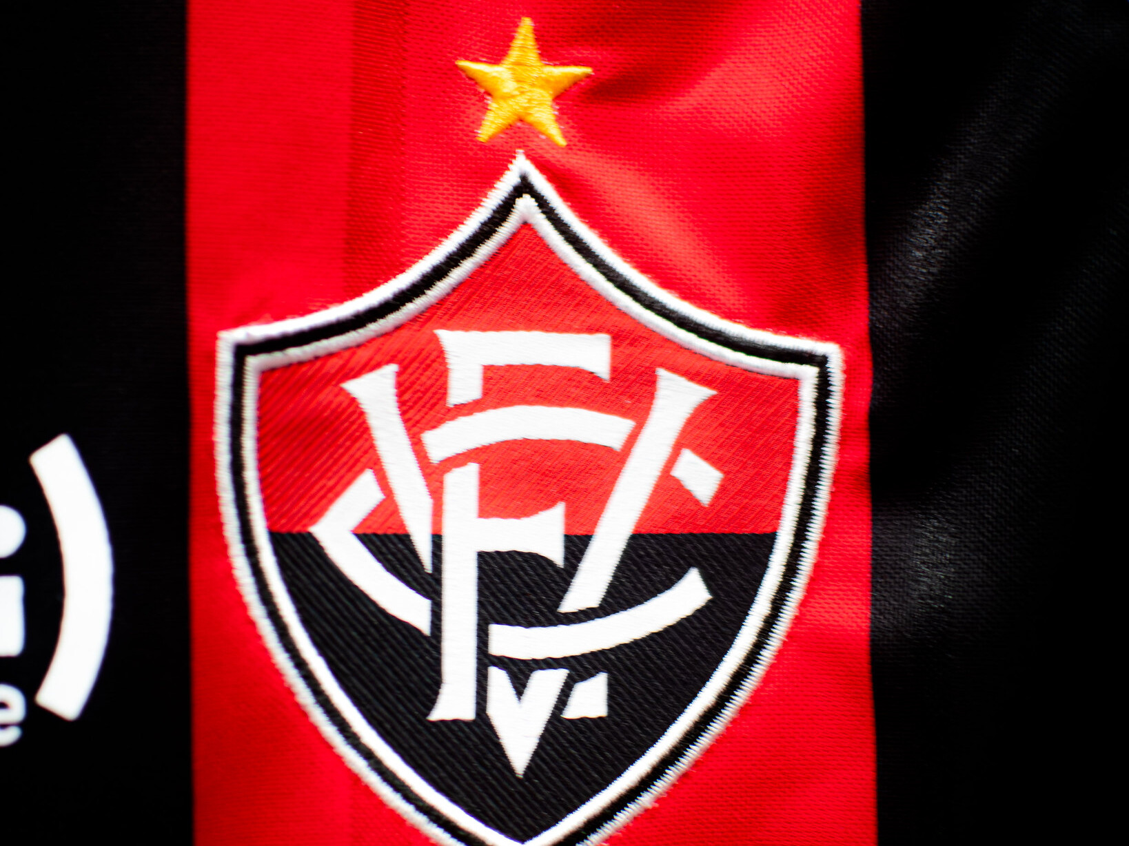 Vitória libera jogadores da base para novos clubes