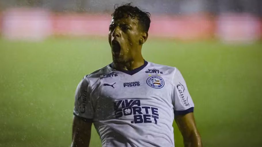Cruzeiro negocia a contratação do atacante Lucho Rodríguez, ex-Bahia