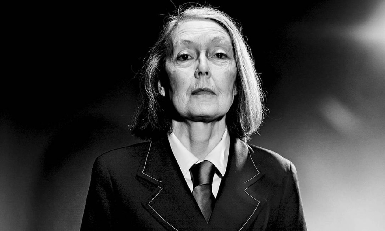 Anne Carson é laureada com o Nobel de Literatura de 2026