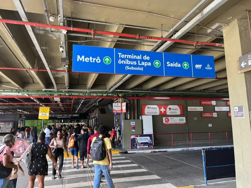 Mudanças no embarque de ônibus na Estação da Lapa a partir de sábado