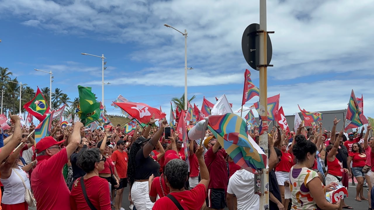 Vereadora Aladilce destaca papel do povo em ato pró-Lula em Salvador