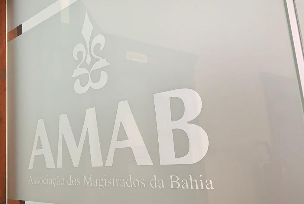 Amab defende Maurício Kertzman e critica intimidações à Justiça Eleitoral