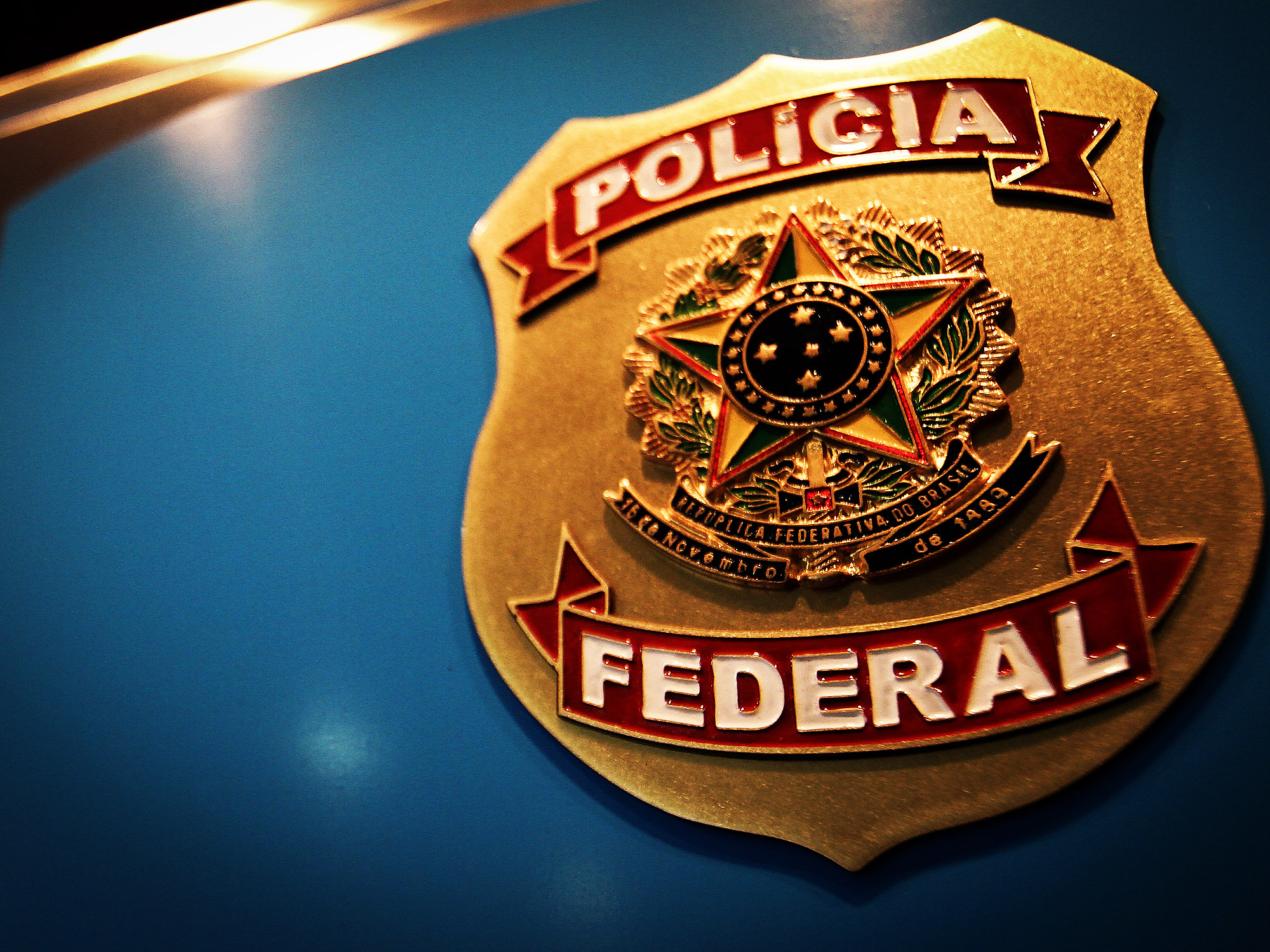 PF desmantela rede de venda de diplomas falsos de Medicina