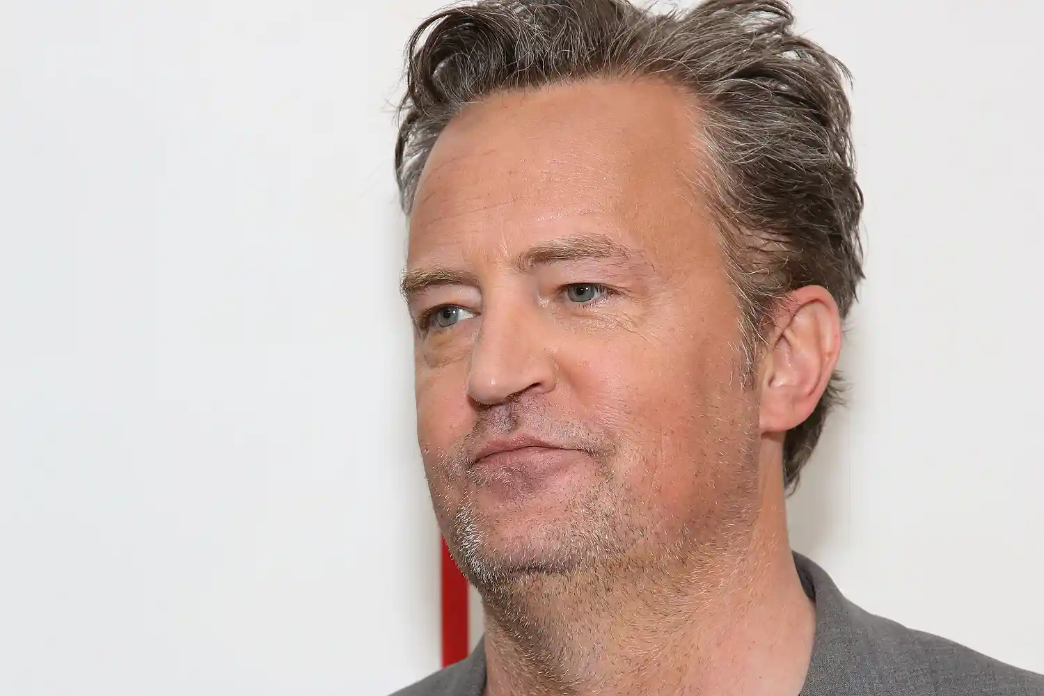 Série documental da Netflix retrata a vida de Matthew Perry