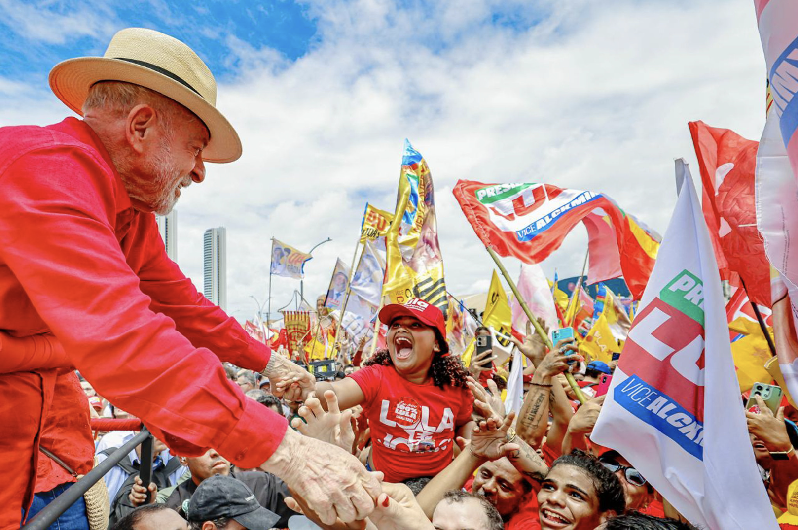 Lula traça novas estratégias para o segundo turno da eleição