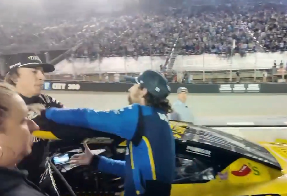 Acidente na corrida da Nascar gera briga entre pilotos