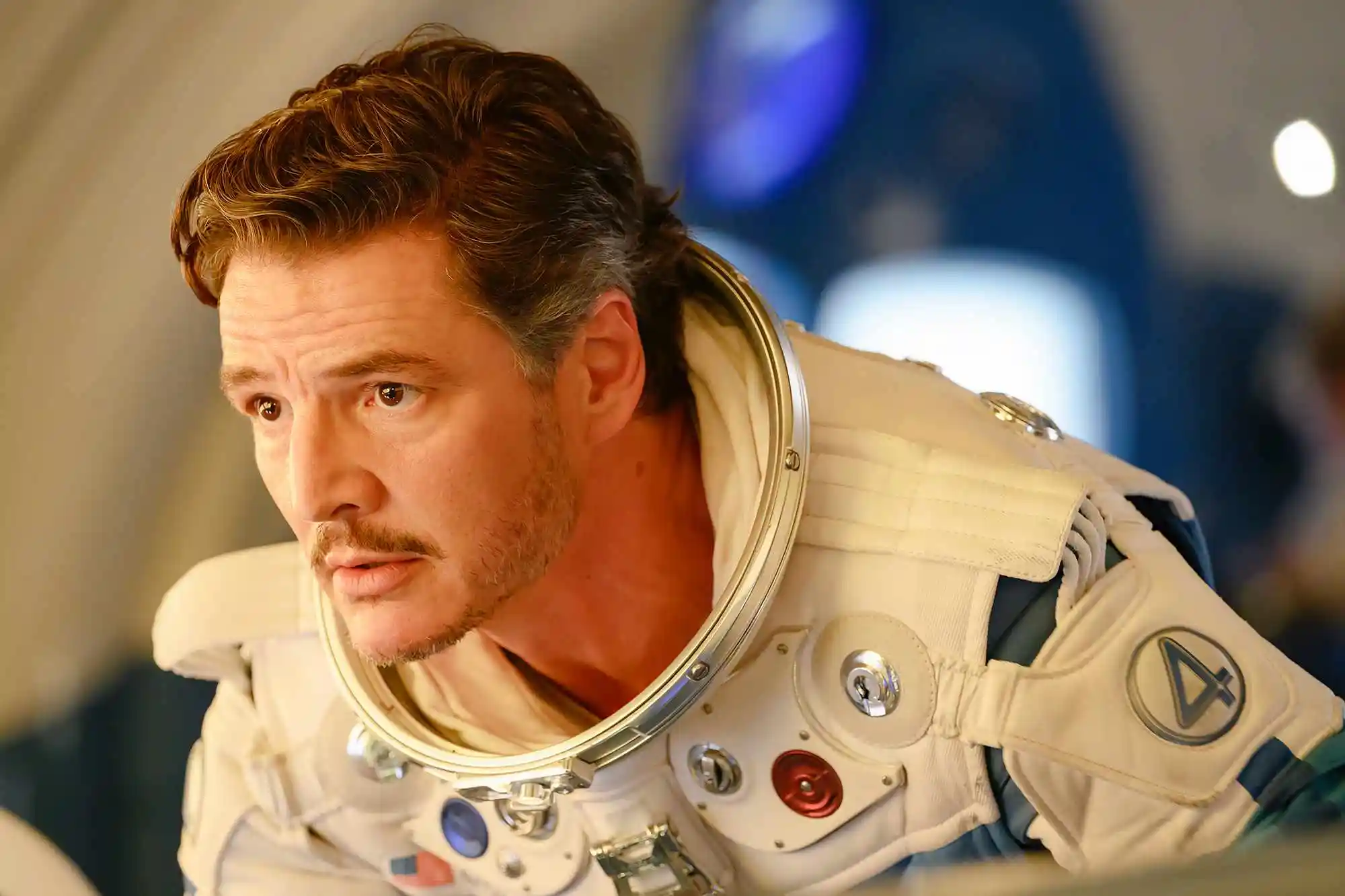 Pedro Pascal exibe camiseta de Lula e gera burburinho nas redes sociais